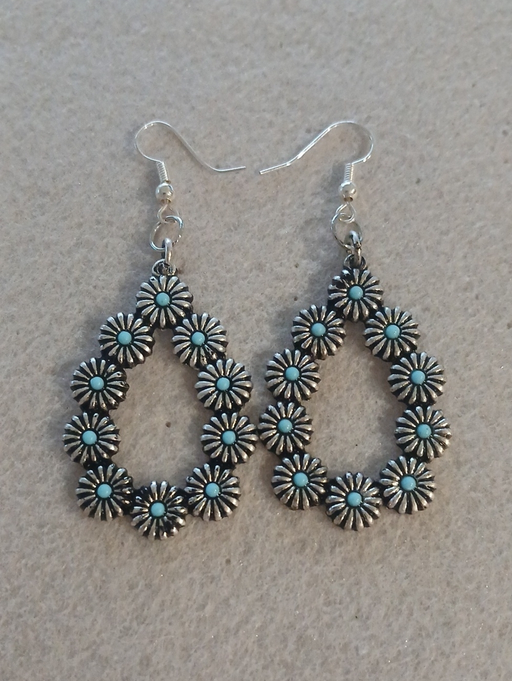 226- Silver Daisy Teardrop Earrings with Turquoise Accent